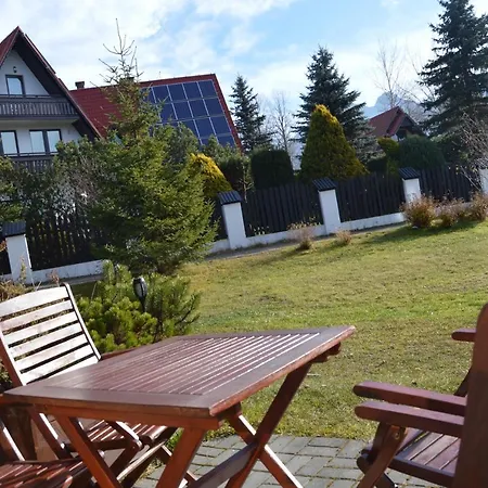 诺斯特吉克尼考斯赛力克公寓＆spa