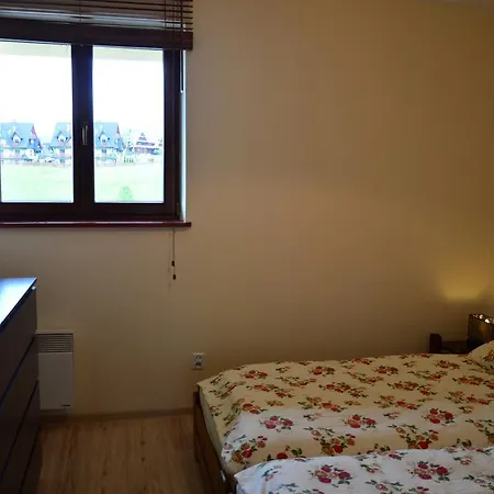 Nostalgiczne Apartament & Spa Косцелиско